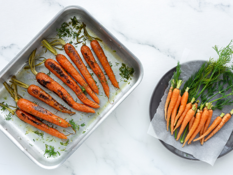 Honey roasted carrots with whole carrots